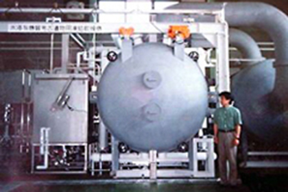 大型木製遺物処理装置(遺物処理用真空凍結乾燥機)